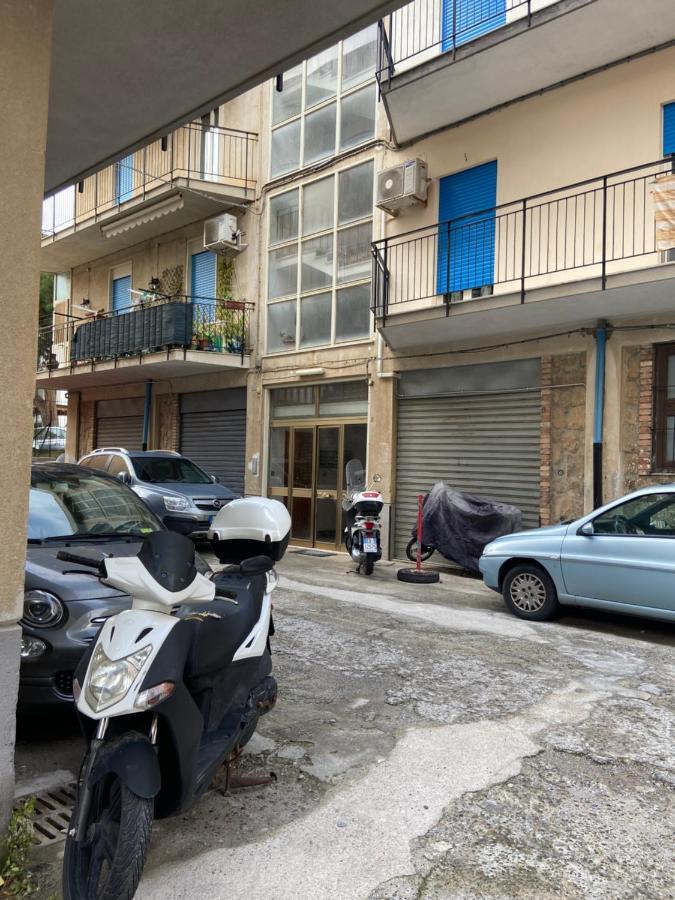 Na Za' Pina Apartamento Cefalù Exterior foto